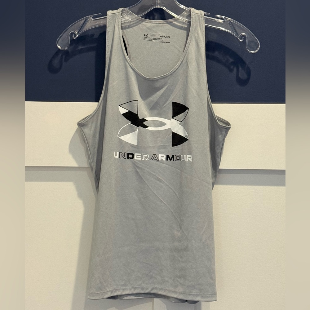 Under Armour Gray Kids Tank Top size L Like New